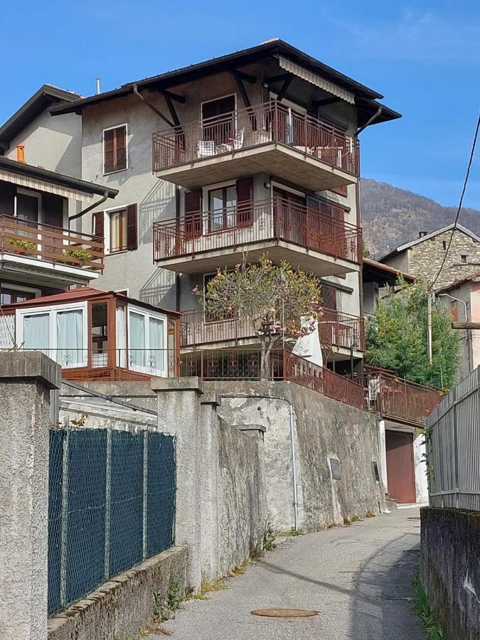 Casa Sassello - Appartamento Menta Dumenza Eksteriør bilde